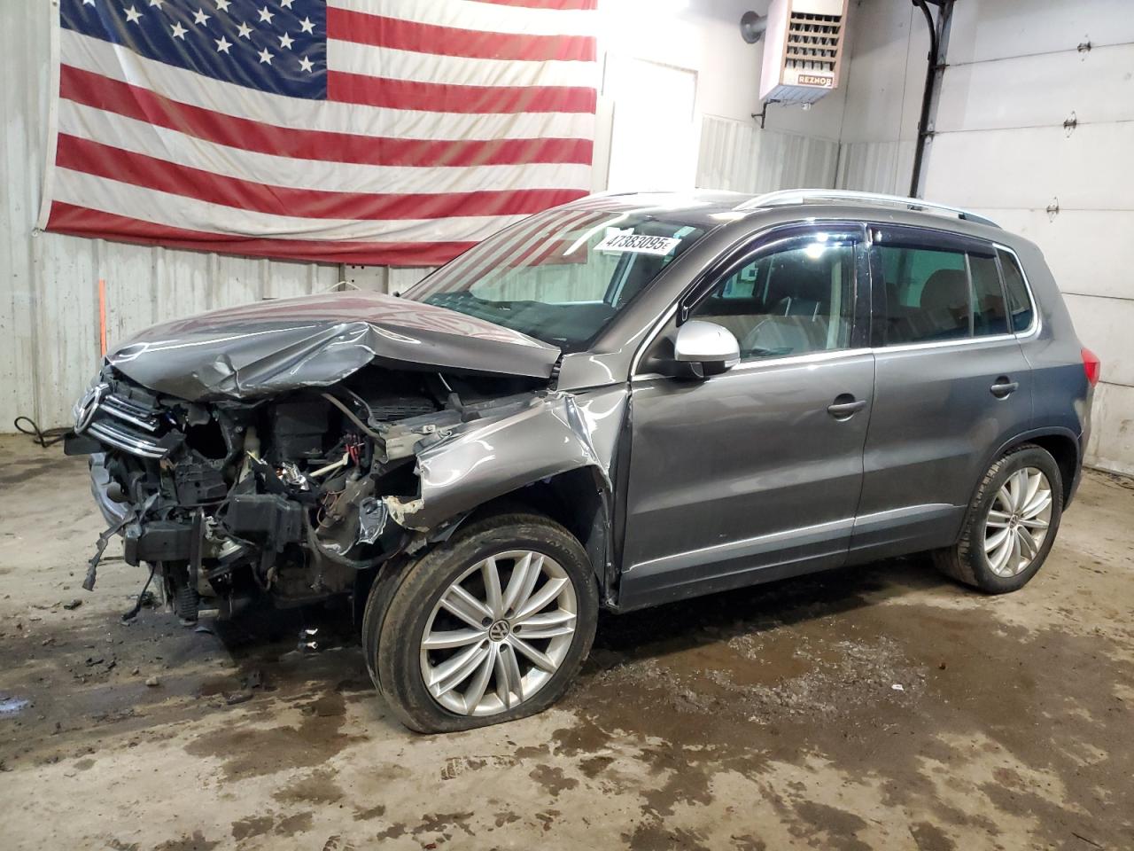 VOLKSWAGEN TIGUAN 2012