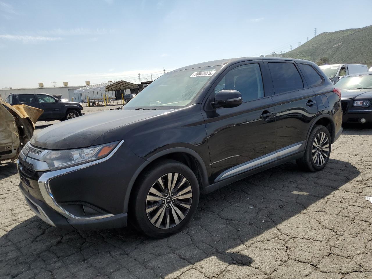 MITSUBISHI OUTLANDER 2019
