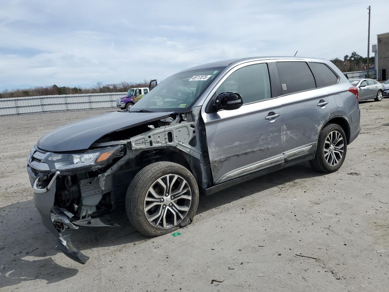 MITSUBISHI OUTLANDER 2016