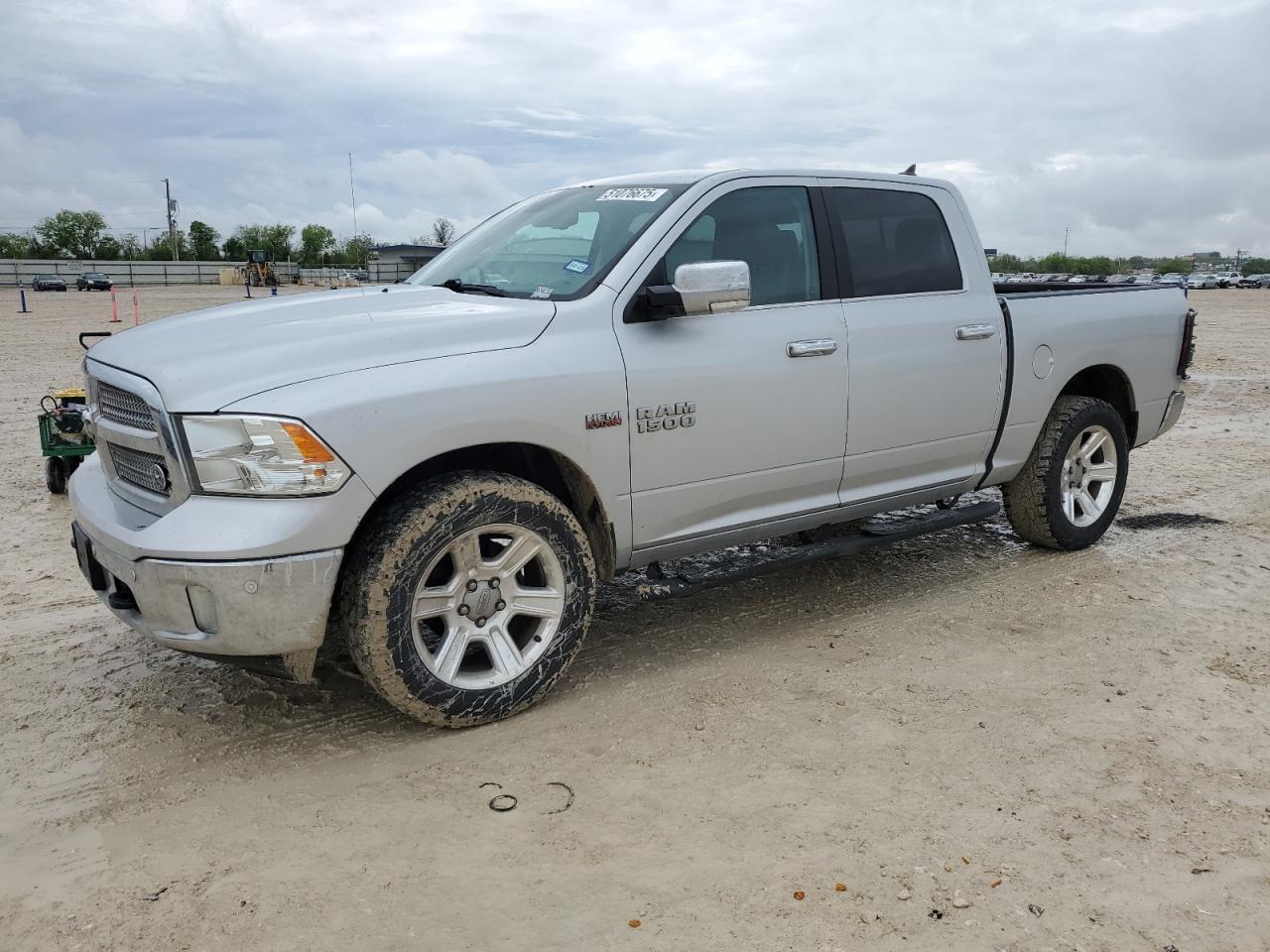 RAM 1500 SLT 2018