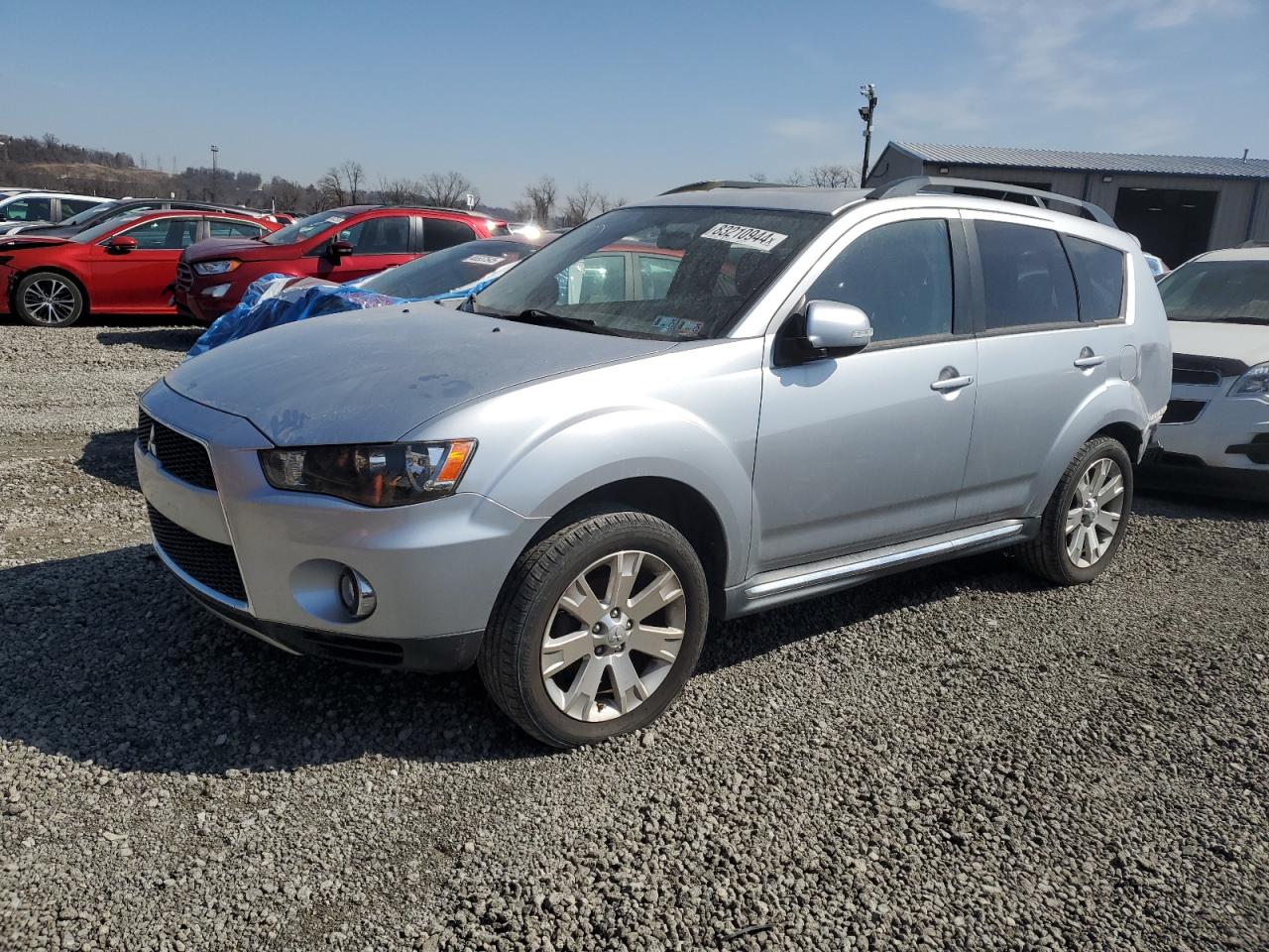 MITSUBISHI OUTLANDER 2011