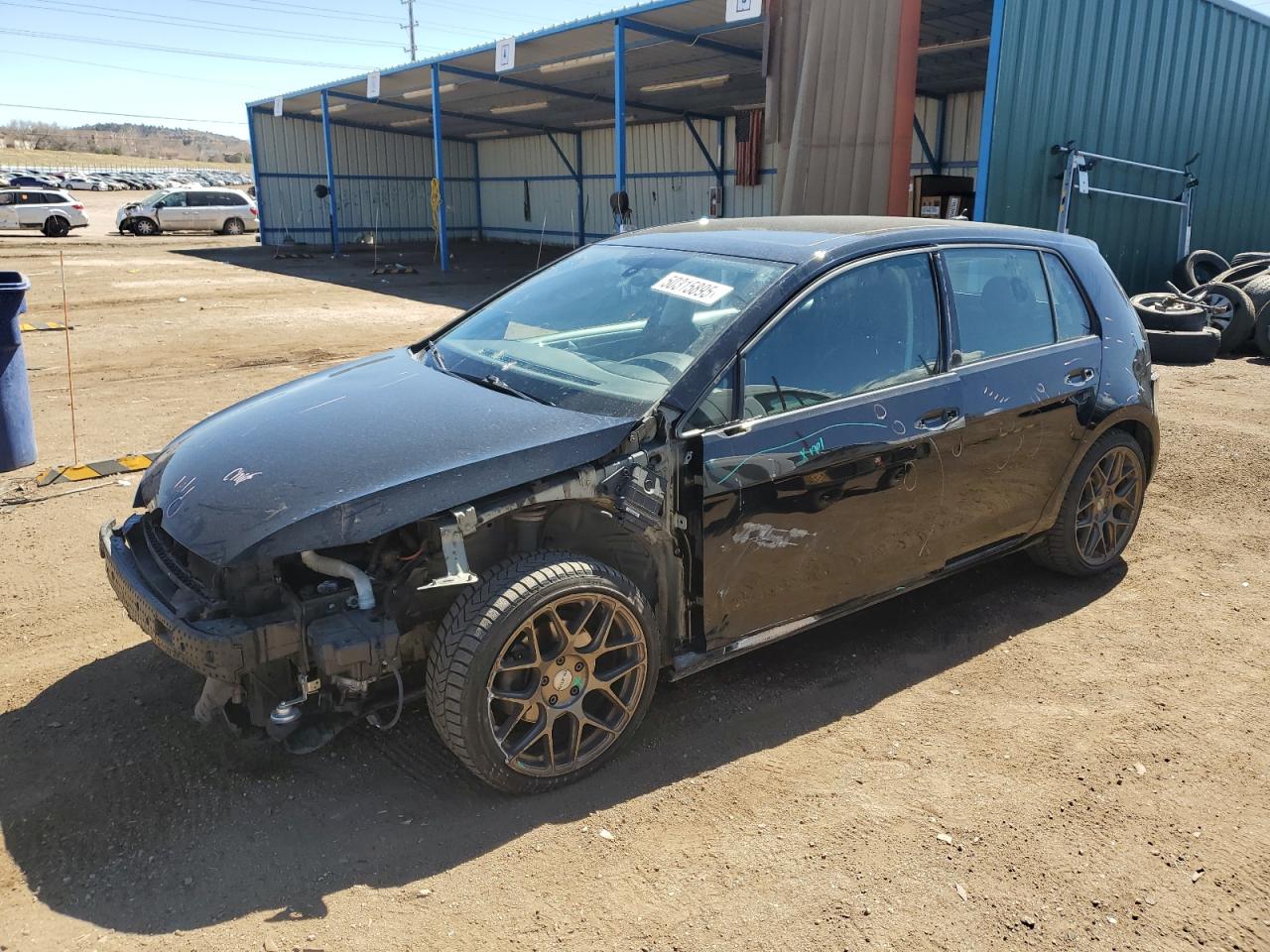 VOLKSWAGEN GOLF 2015