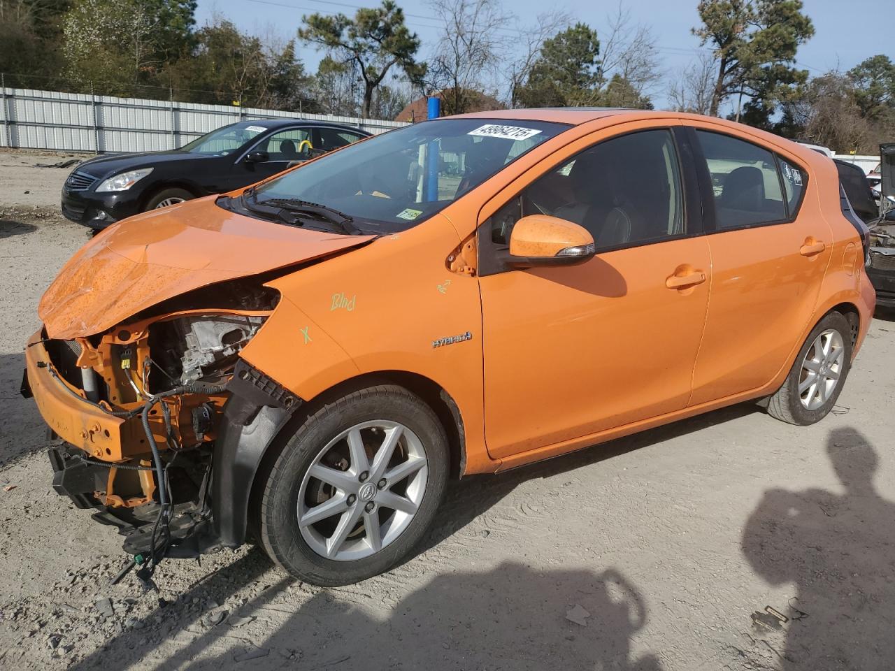TOYOTA PRIUS C 2015