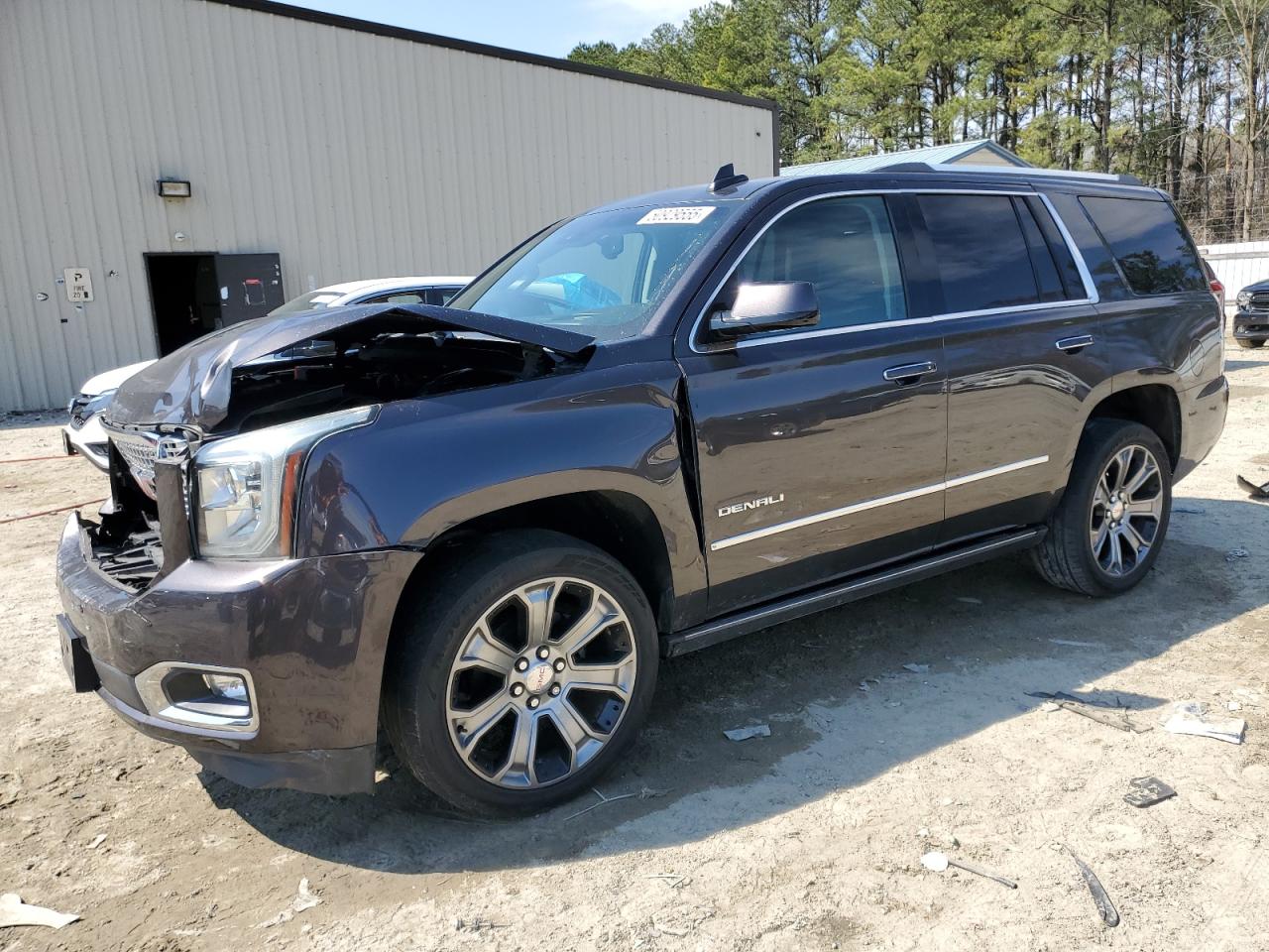 GMC YUKON DENA 2017