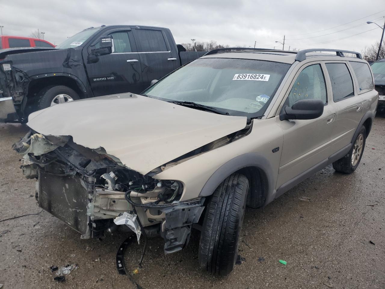 VOLVO XC70 2004