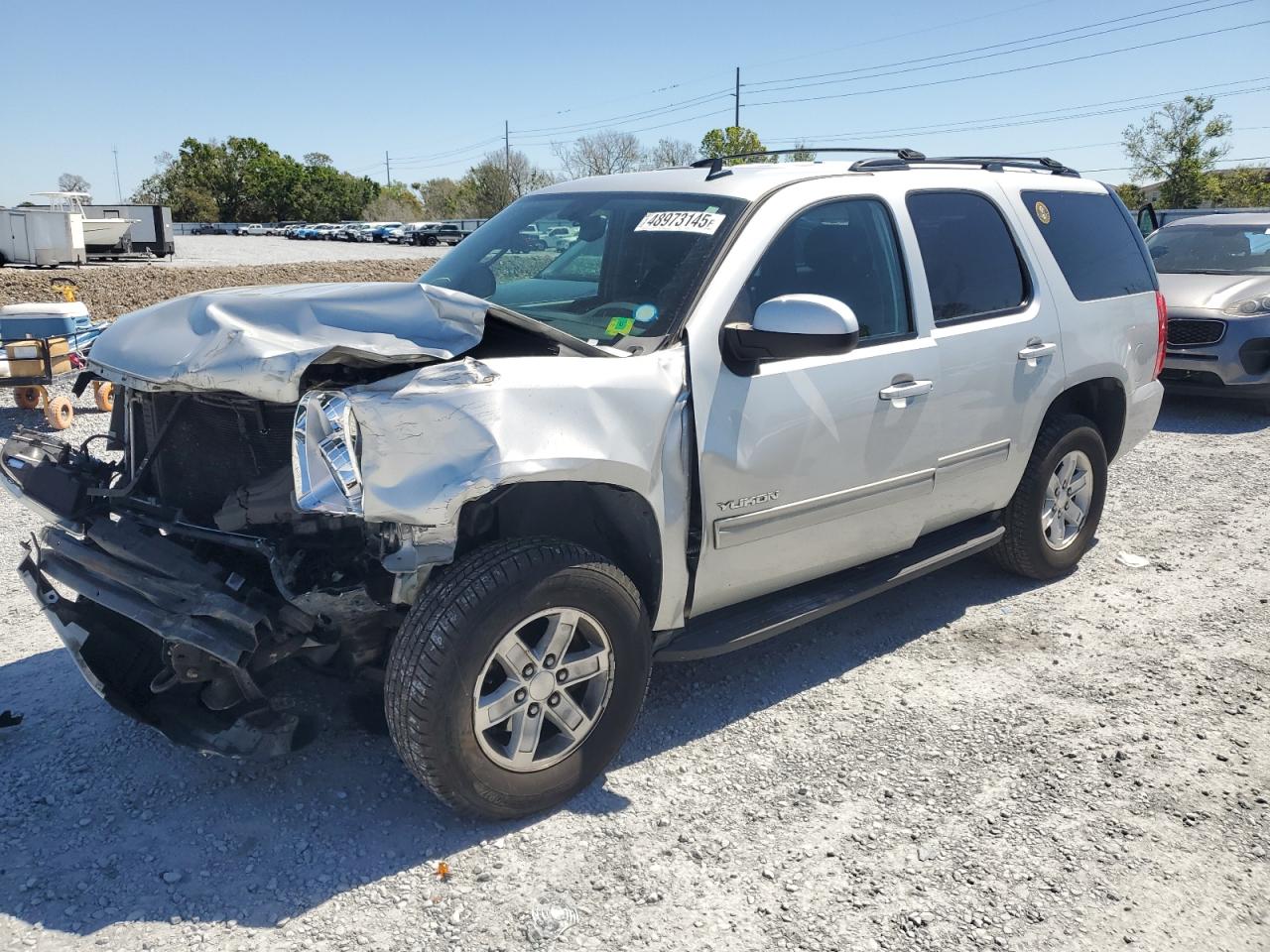 GMC YUKON SLE 2011