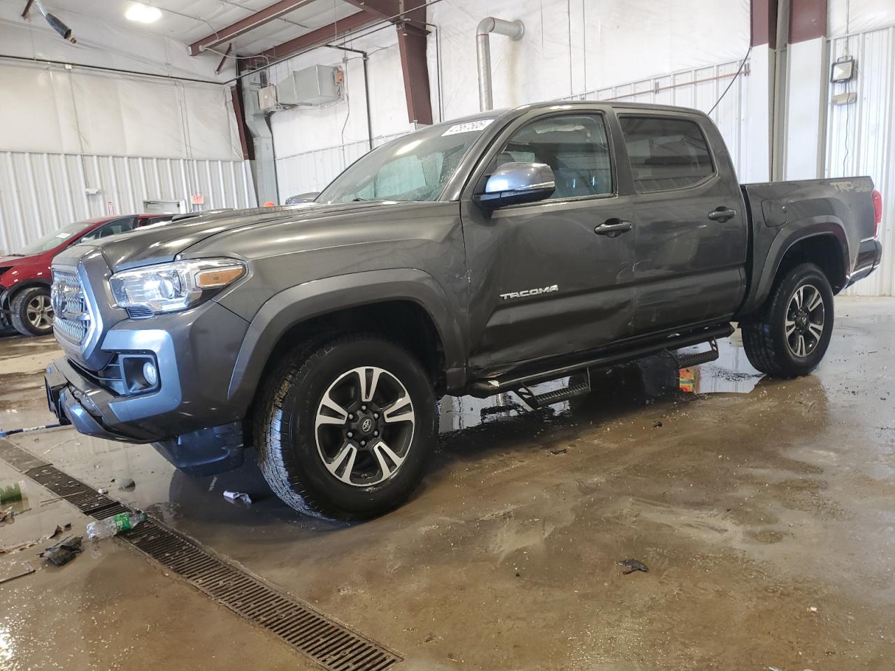 TOYOTA TACOMA DOU 2016