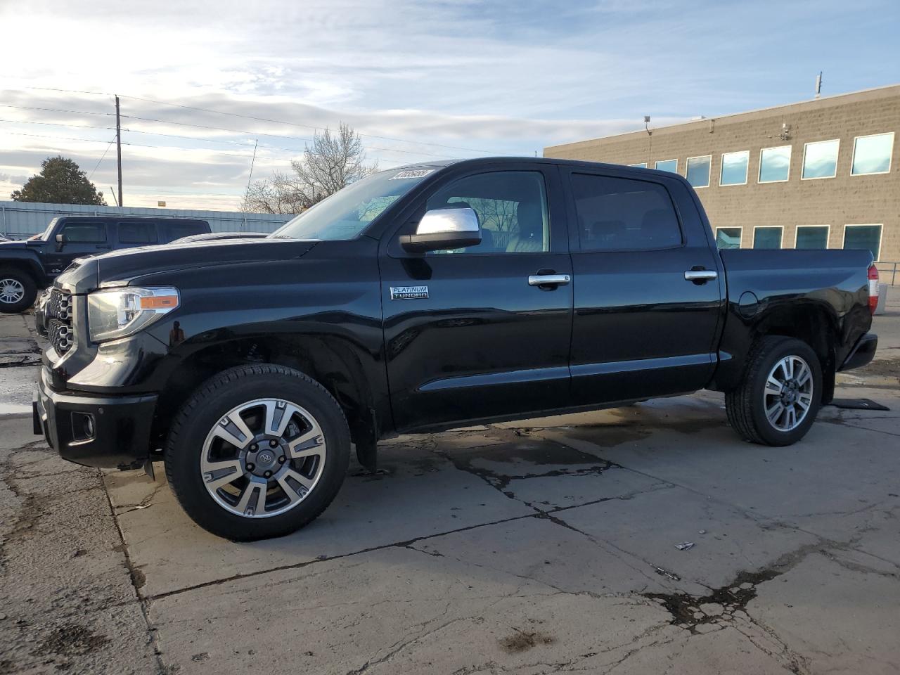 TOYOTA TUNDRA CRE 2019