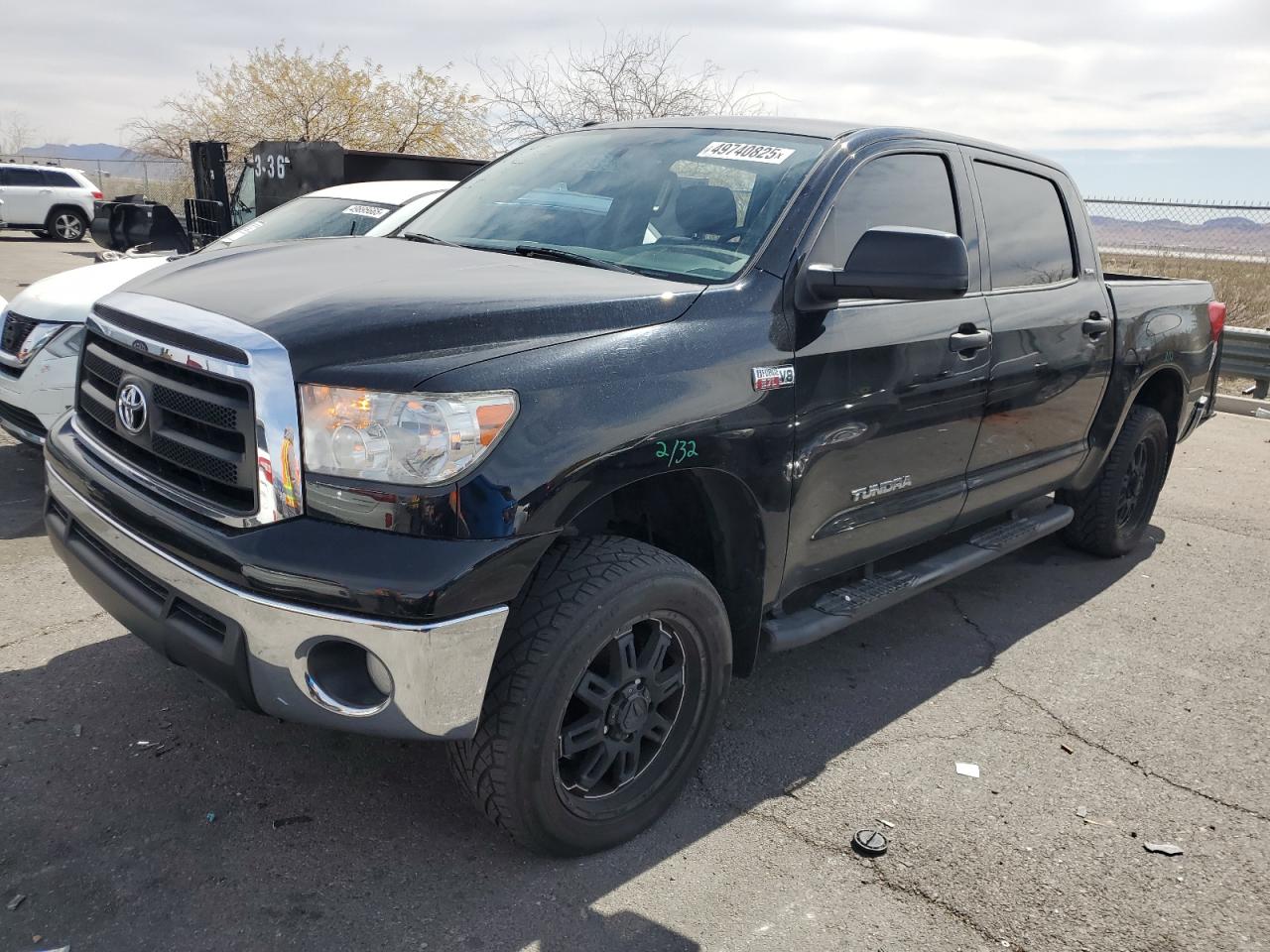 TOYOTA TUNDRA CRE 2013