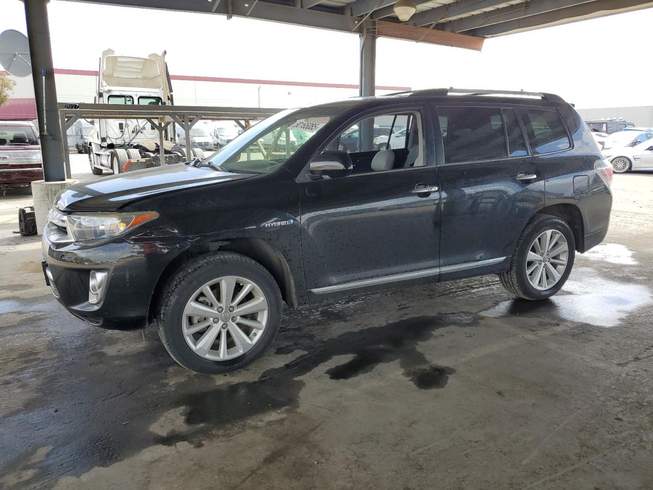 TOYOTA HIGHLANDER 2013