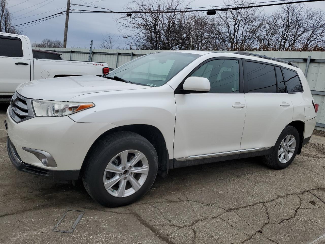 TOYOTA HIGHLANDER 2013