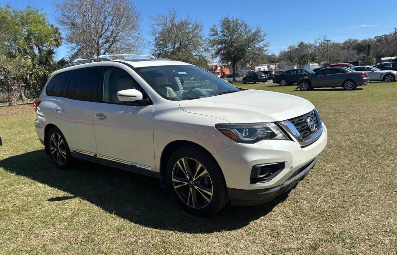 NISSAN PATHFINDER 2017
