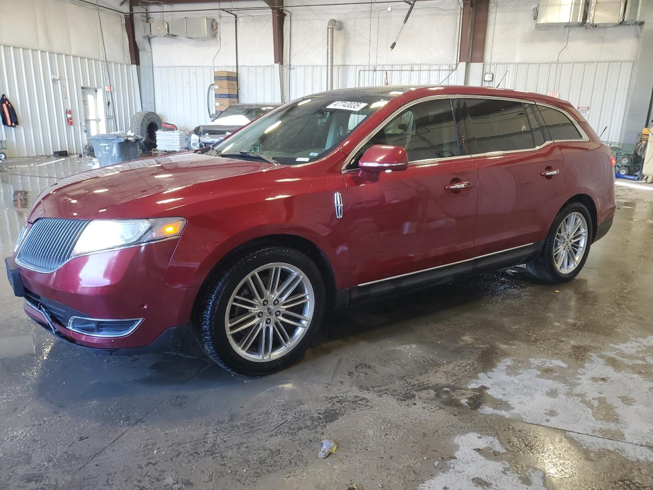 LINCOLN MKT 2014