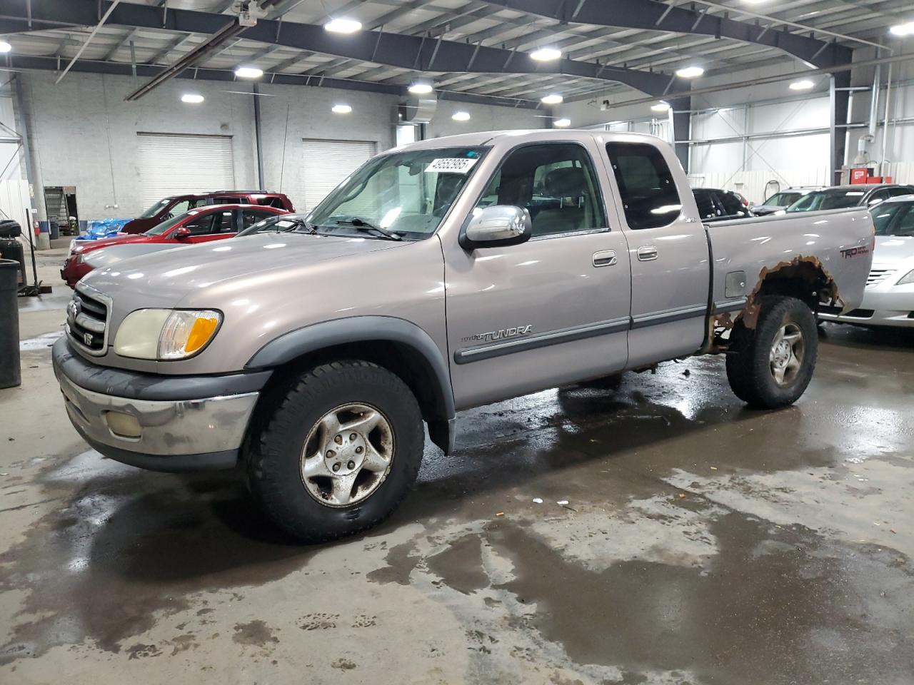 TOYOTA TUNDRA ACC 2002