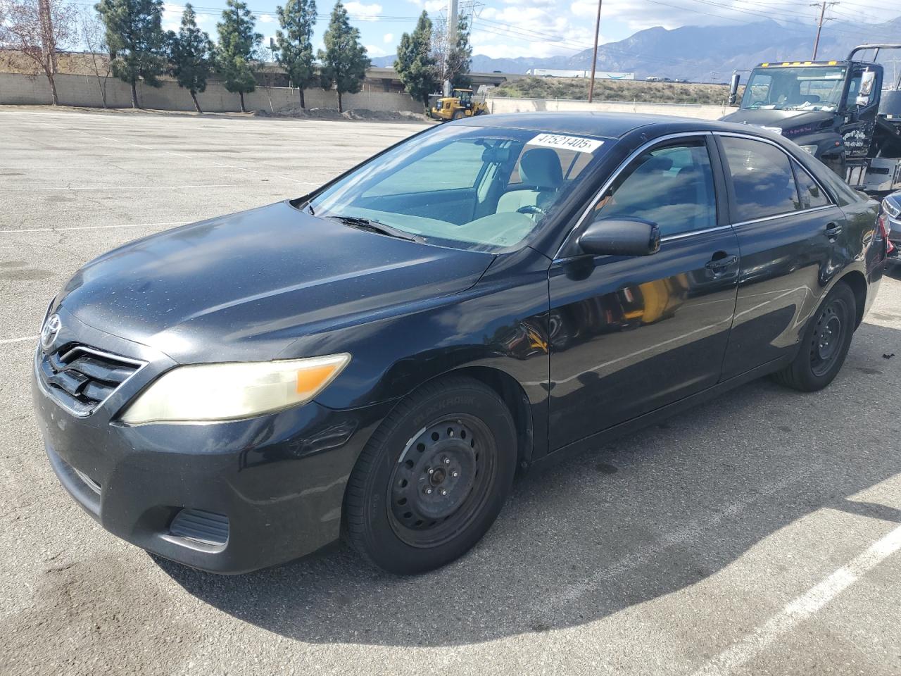 TOYOTA CAMRY BASE 2011