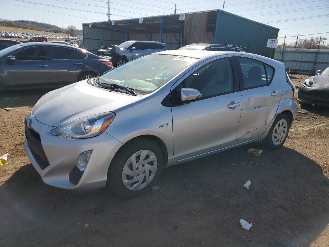 TOYOTA PRIUS C 2016
