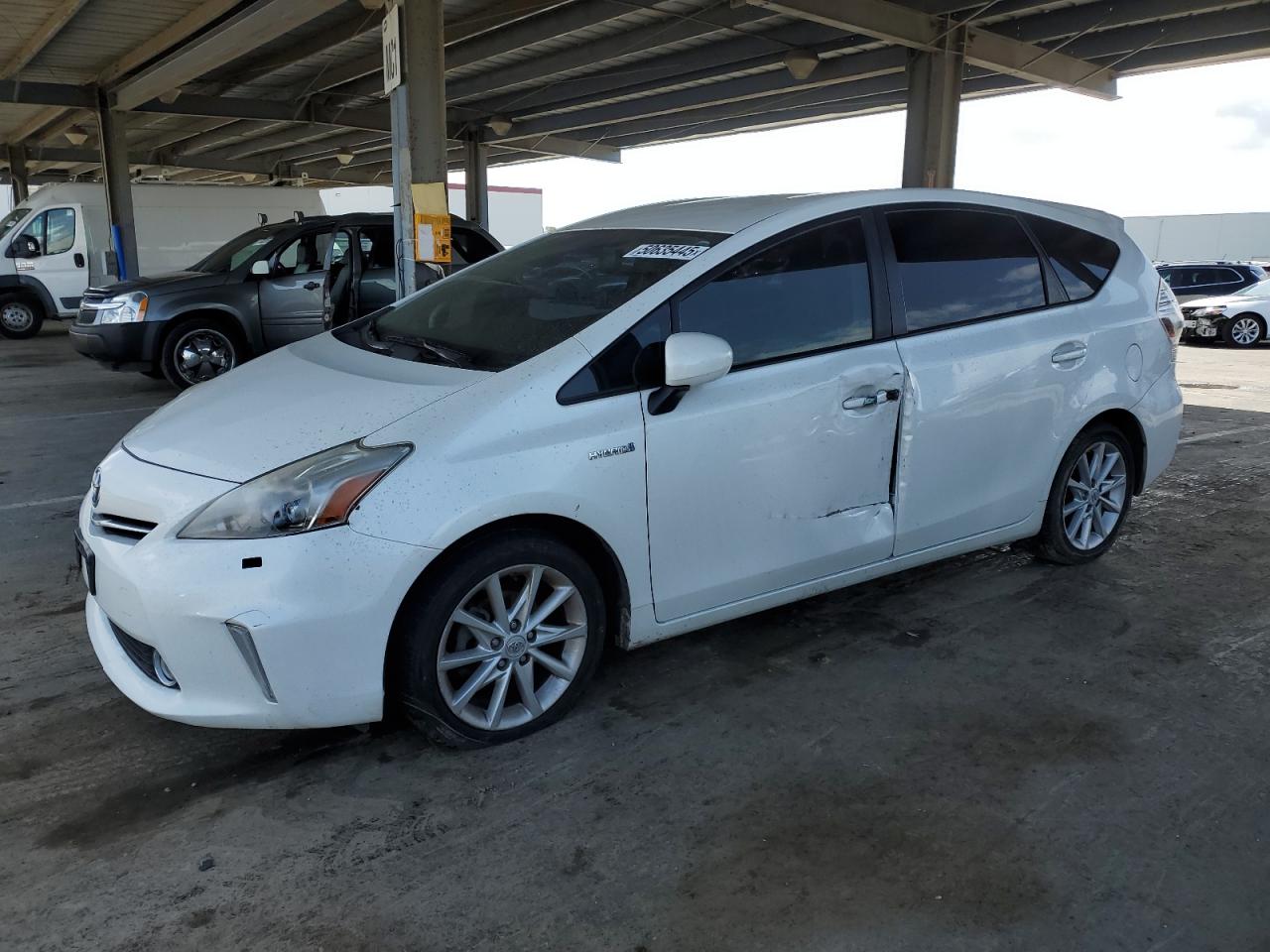 TOYOTA PRIUS V 2012