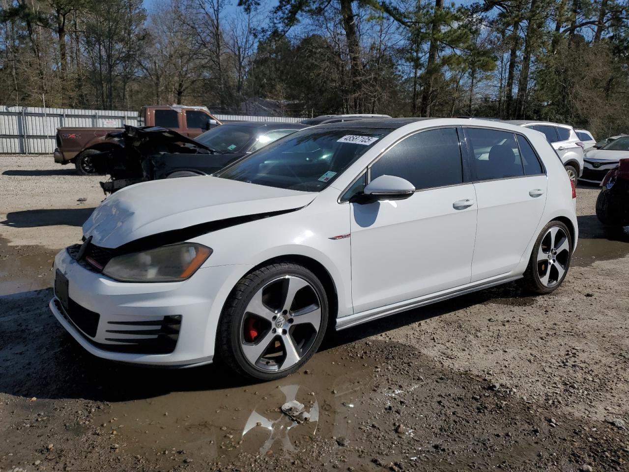 VOLKSWAGEN GTI 2015