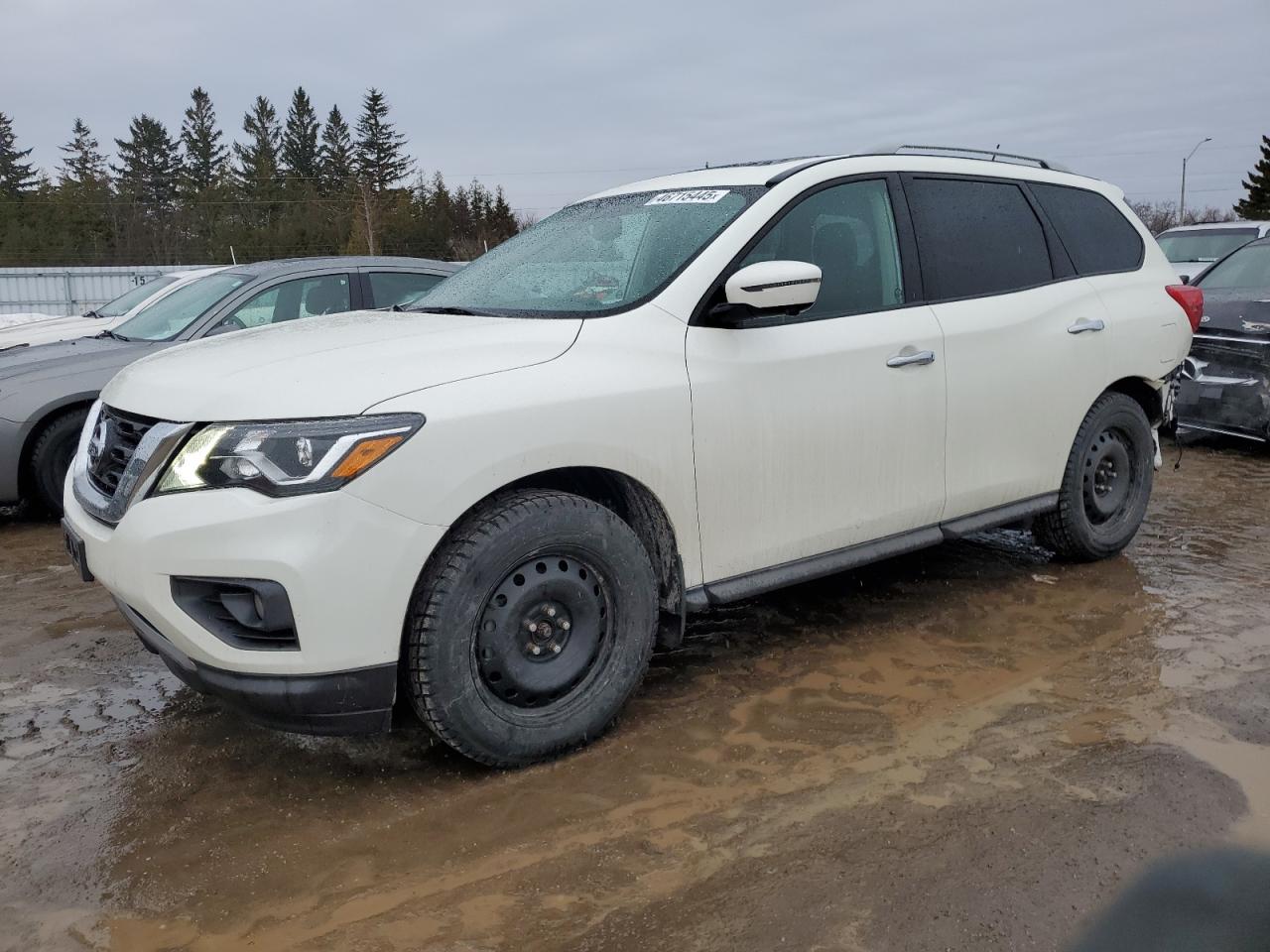 NISSAN PATHFINDER 2017