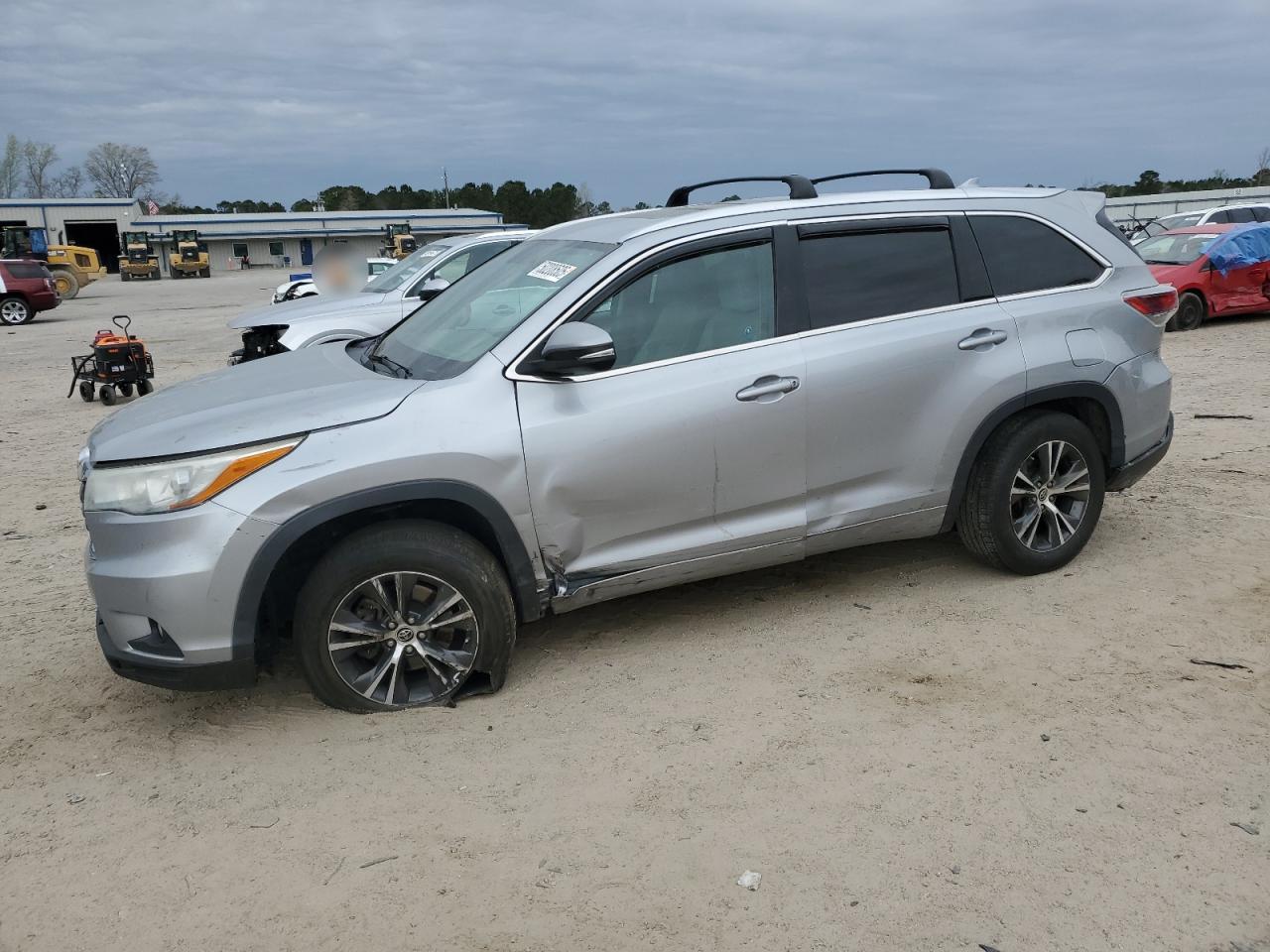 TOYOTA HIGHLANDER 2016