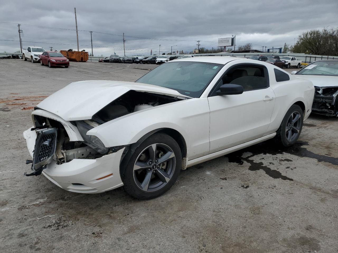 FORD MUSTANG 2013