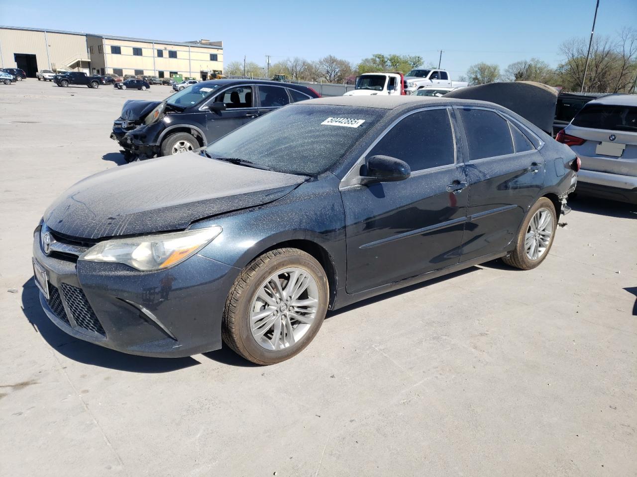 TOYOTA CAMRY LE 2016