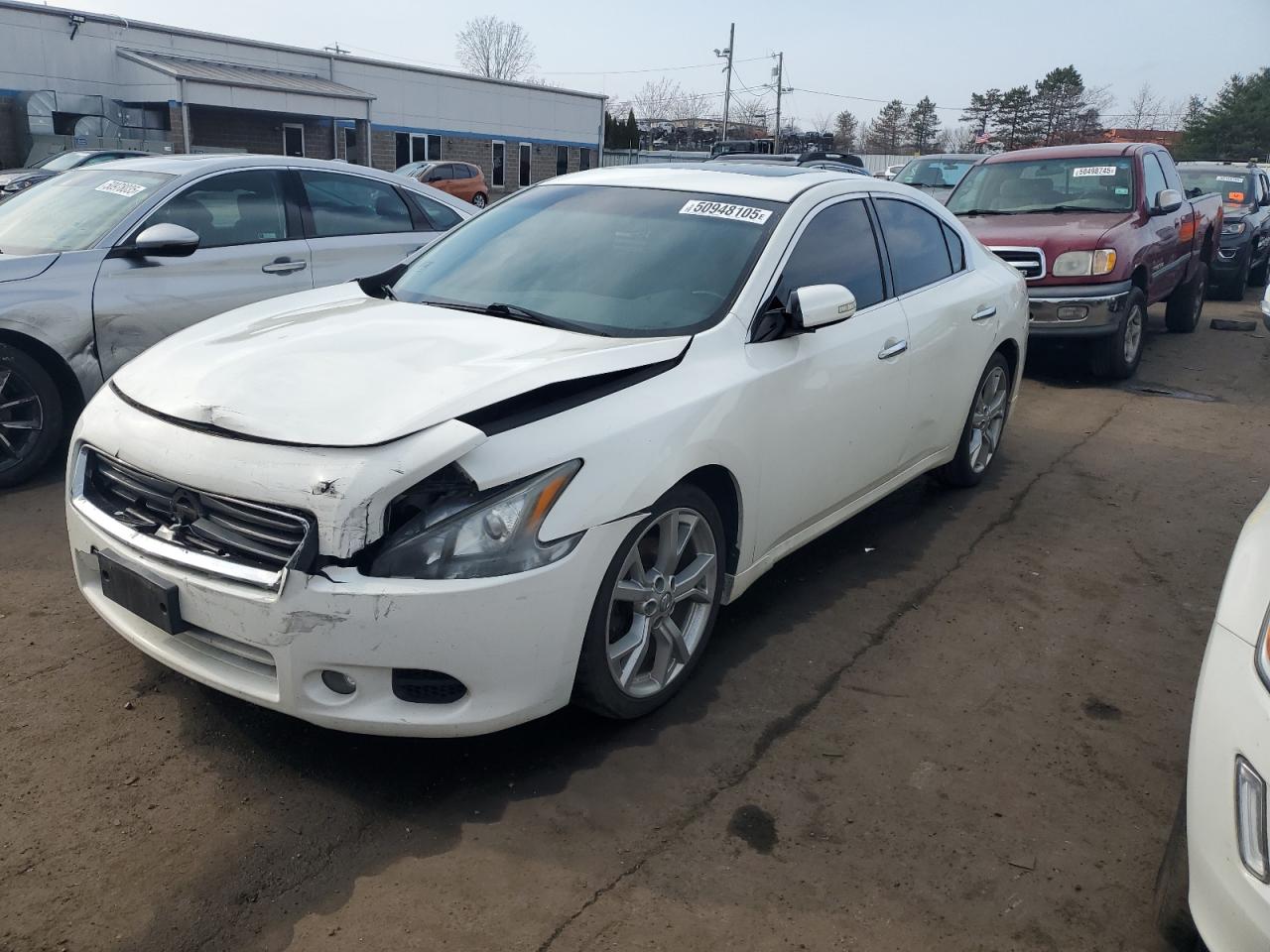 NISSAN MAXIMA 2012