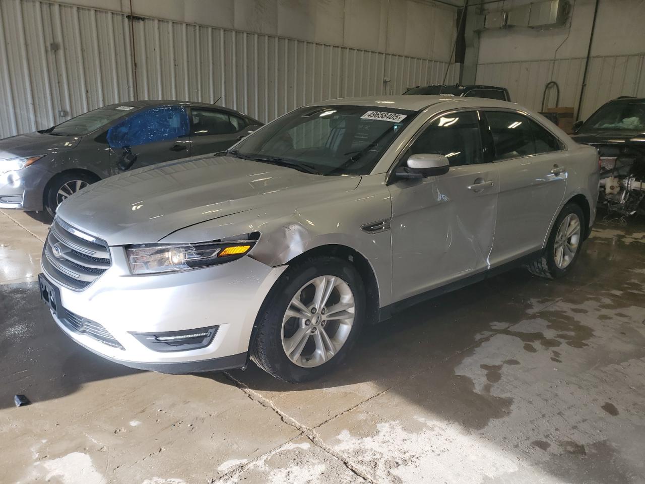FORD TAURUS SEL 2015