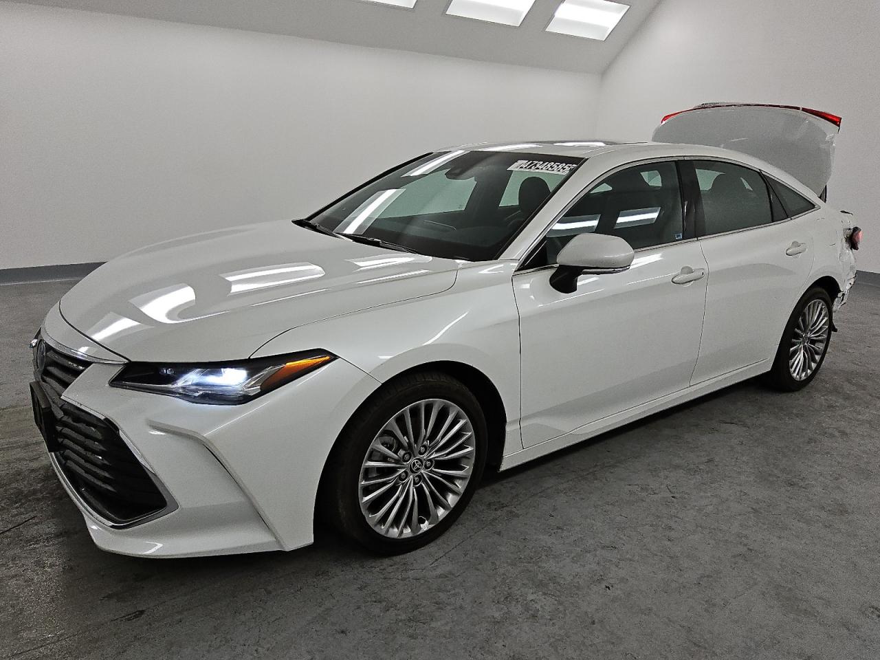 TOYOTA AVALON LIM 2022
