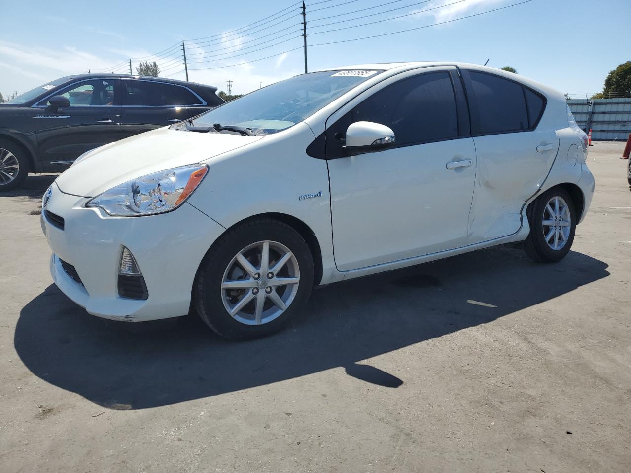 TOYOTA PRIUS C 2013