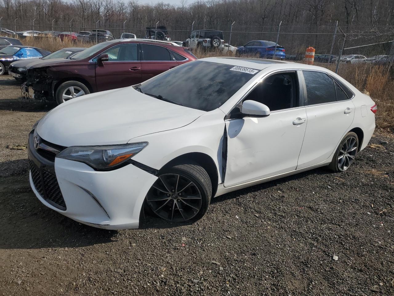 TOYOTA CAMRY LE 2015