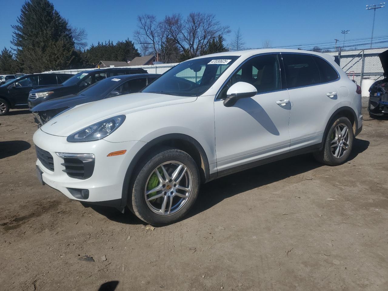 PORSCHE CAYENNE SE 2016