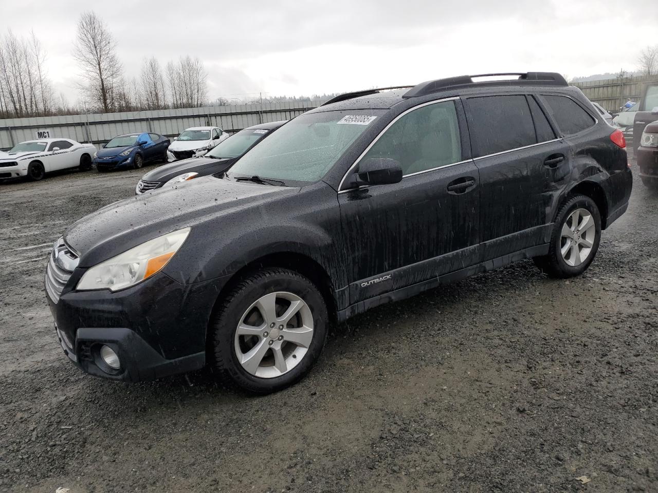 SUBARU OUTBACK 2. 2013