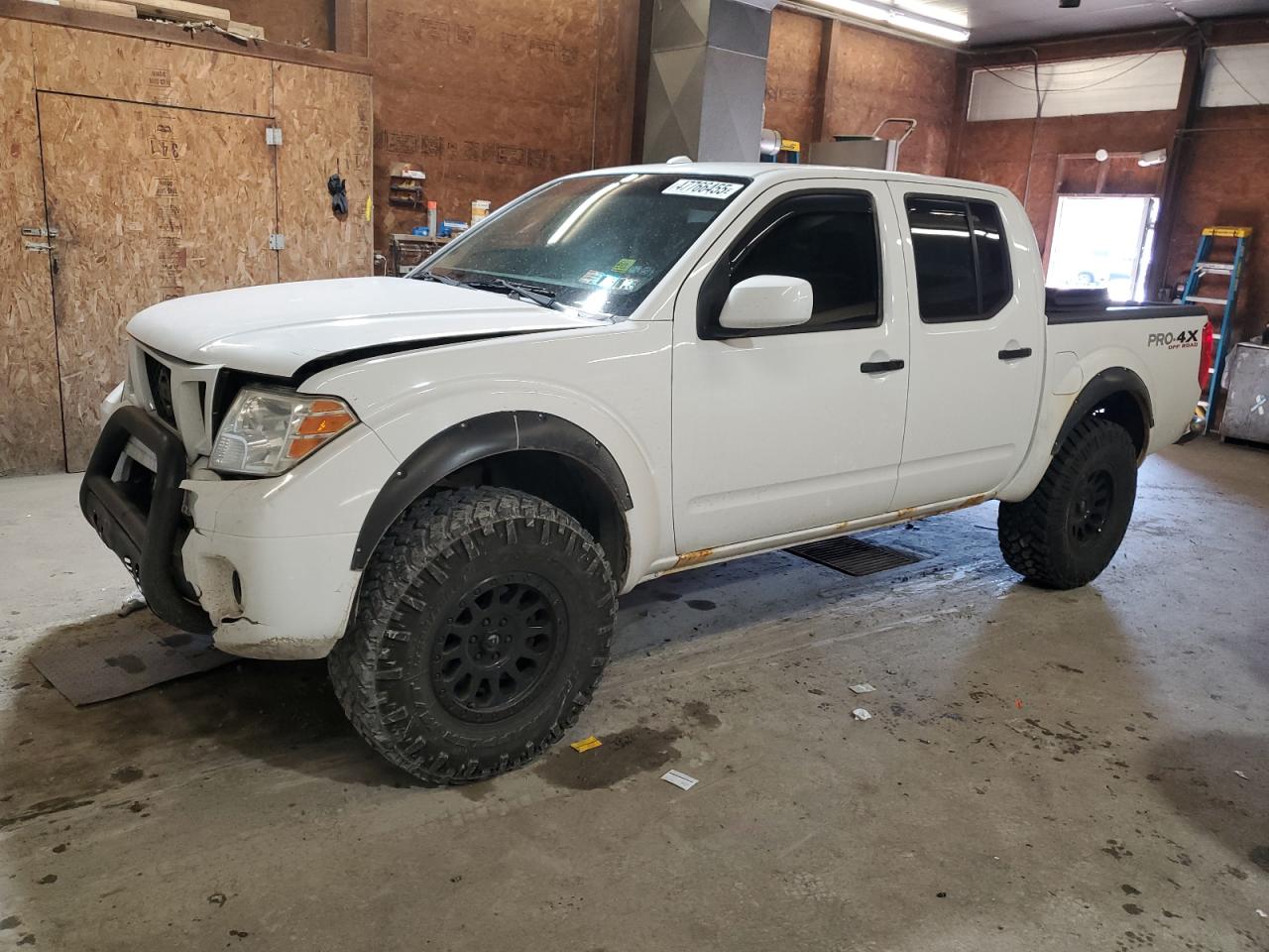 NISSAN FRONTIER C 2009