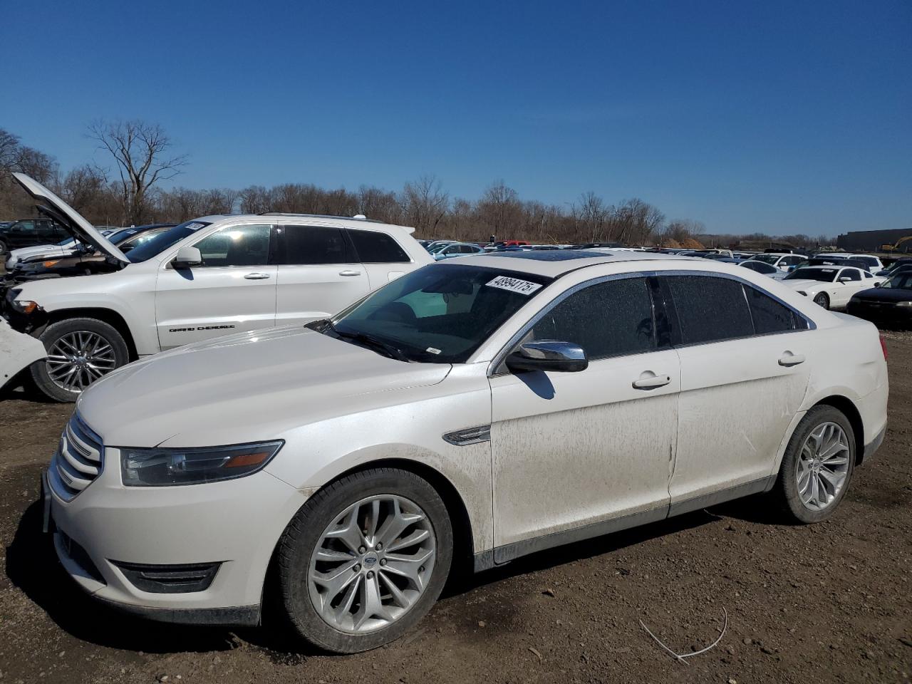 FORD TAURUS LIM 2019