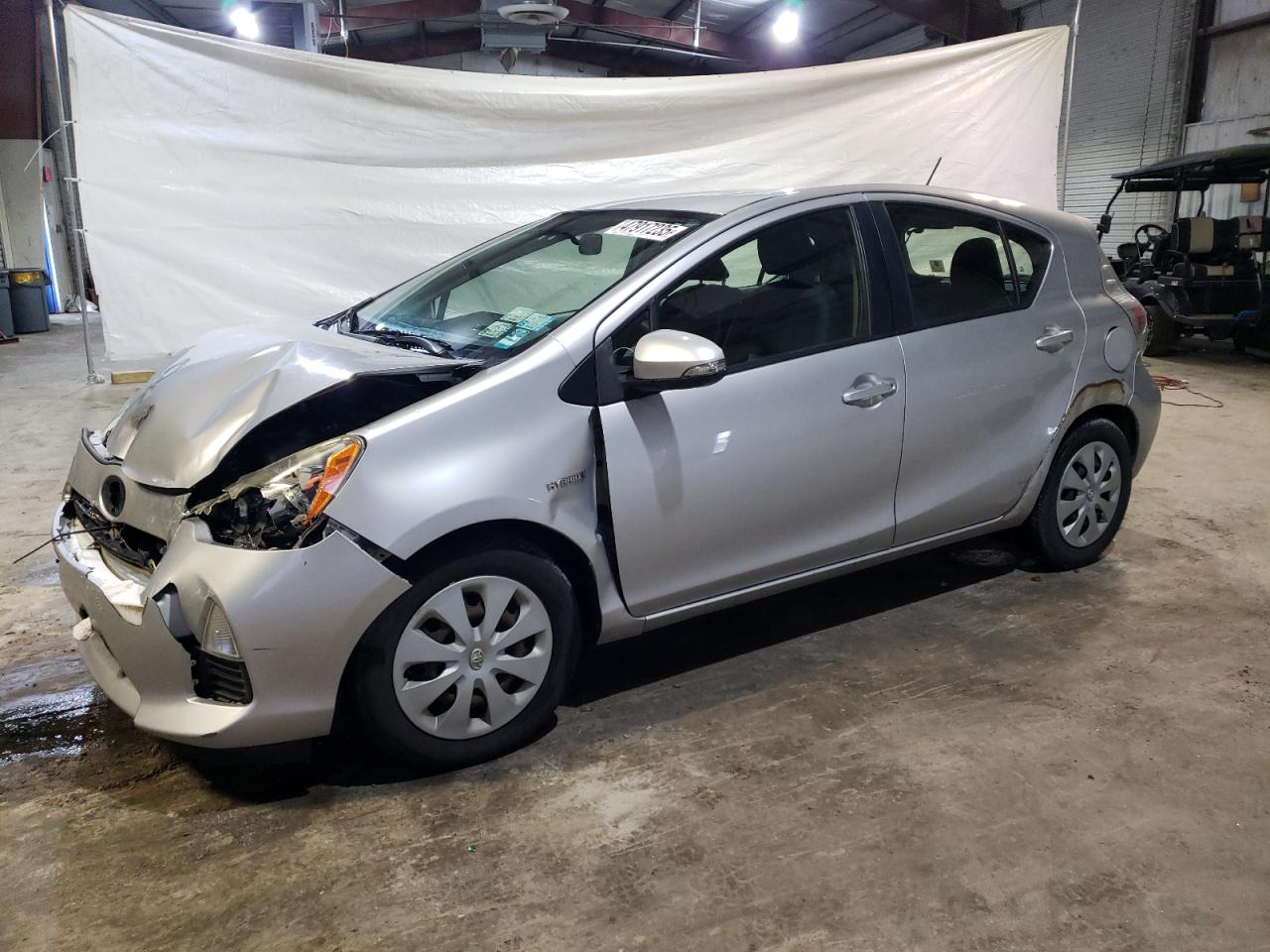 TOYOTA PRIUS C 2014