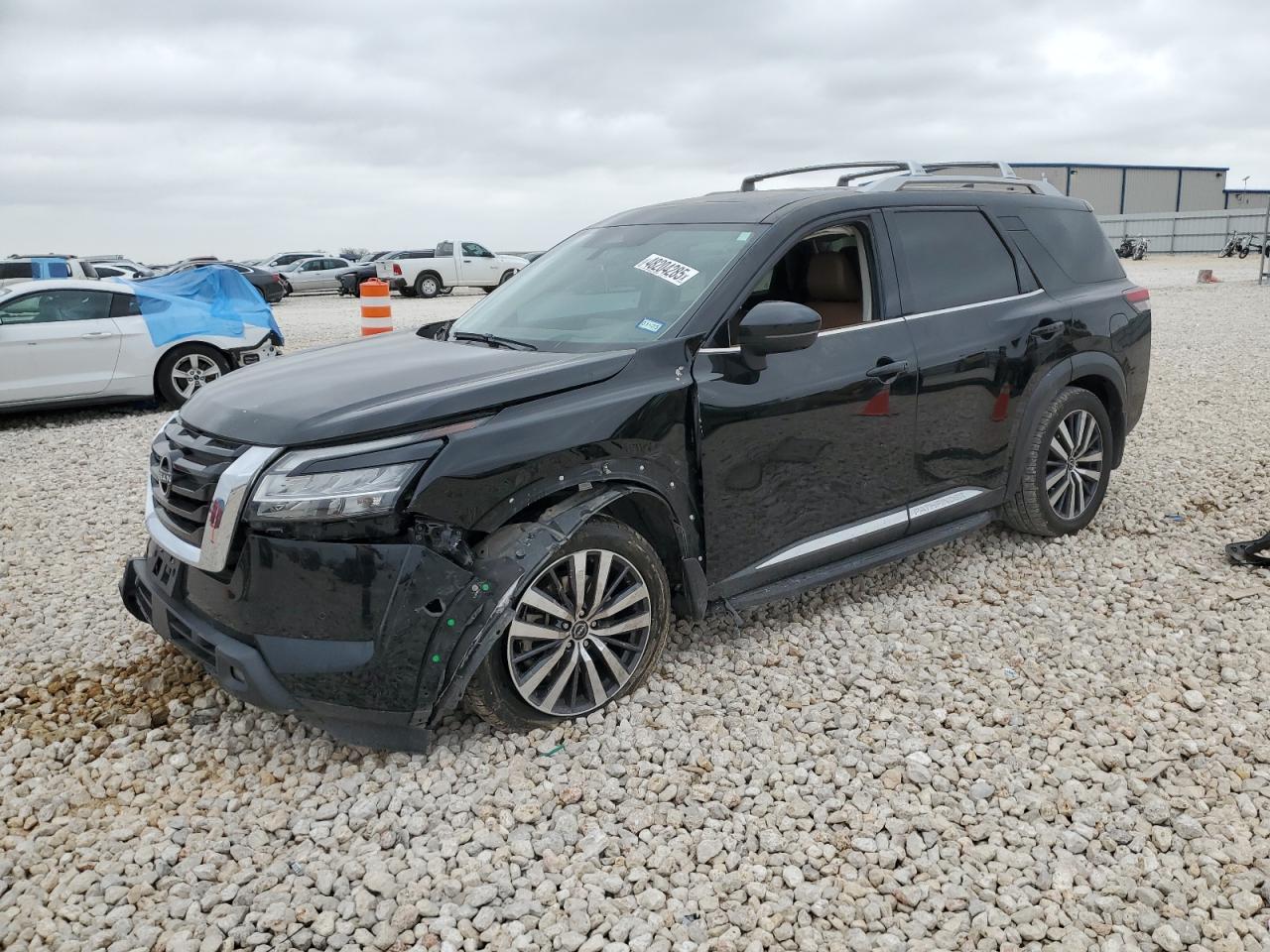 NISSAN PATHFINDER 2022