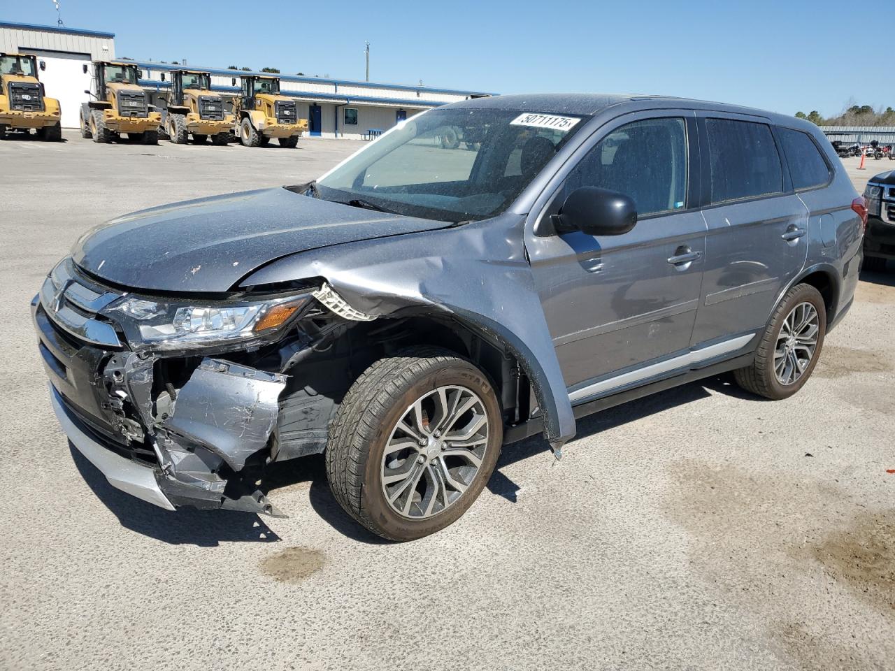 MITSUBISHI OUTLANDER 2016