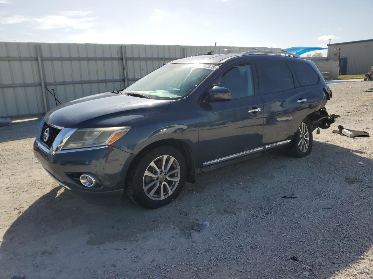 NISSAN PATHFINDER 2015