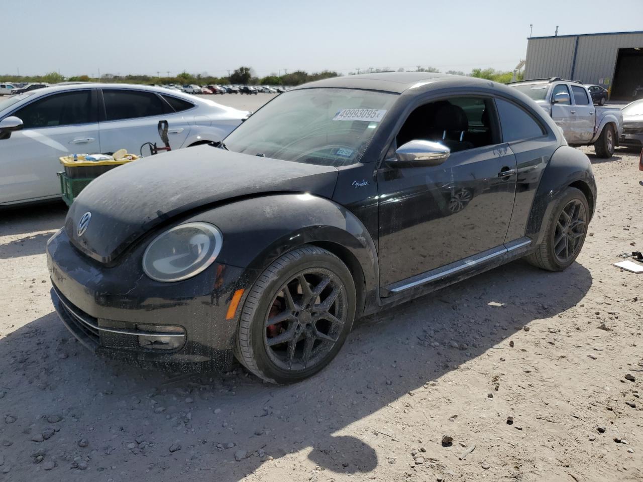 VOLKSWAGEN BEETLE TUR 2013
