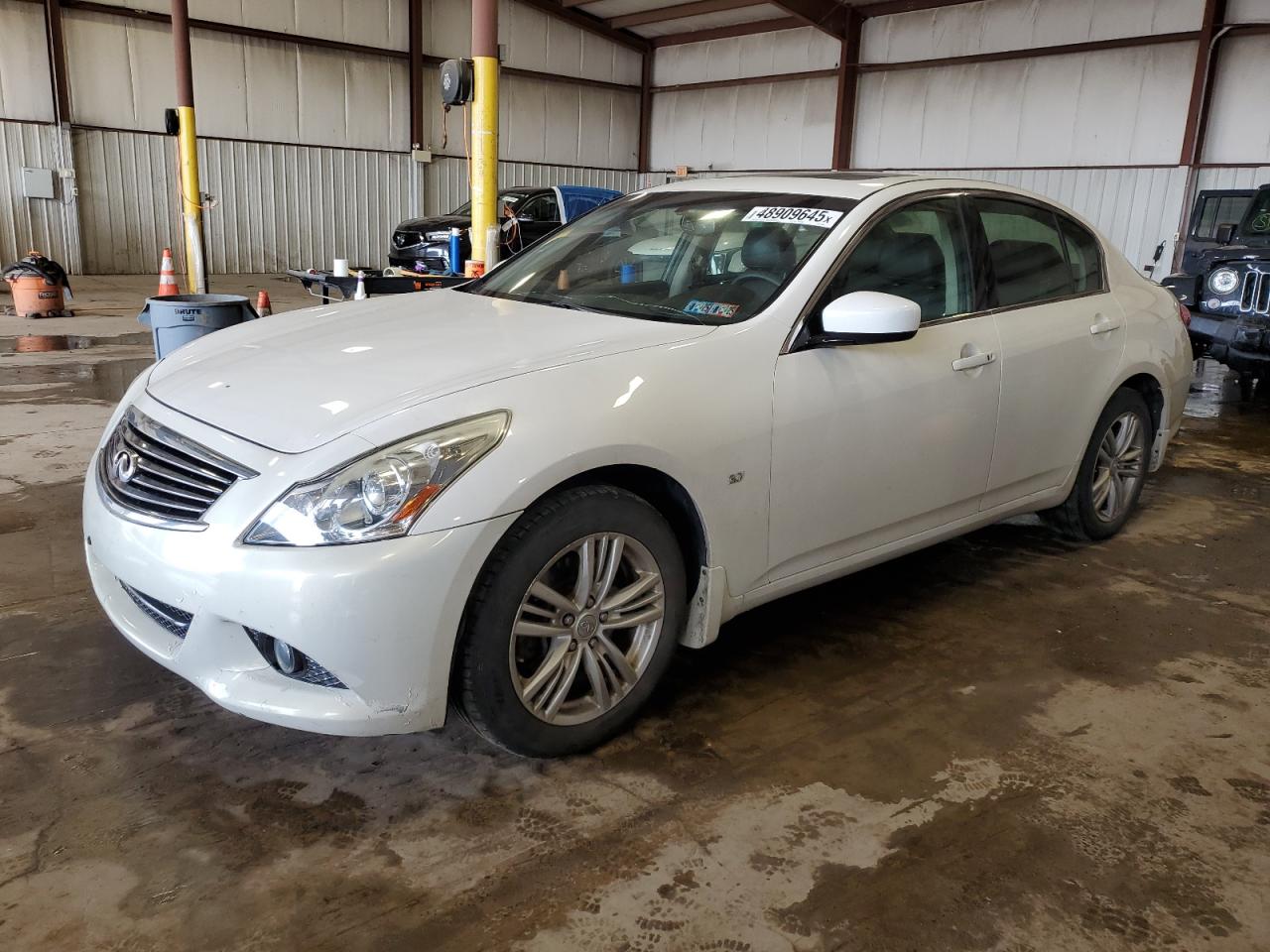 INFINITI Q40 2015