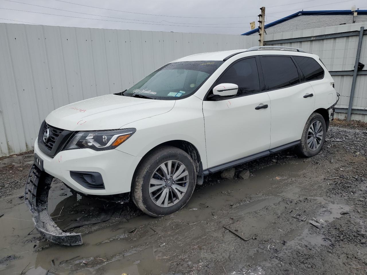 NISSAN PATHFINDER 2019
