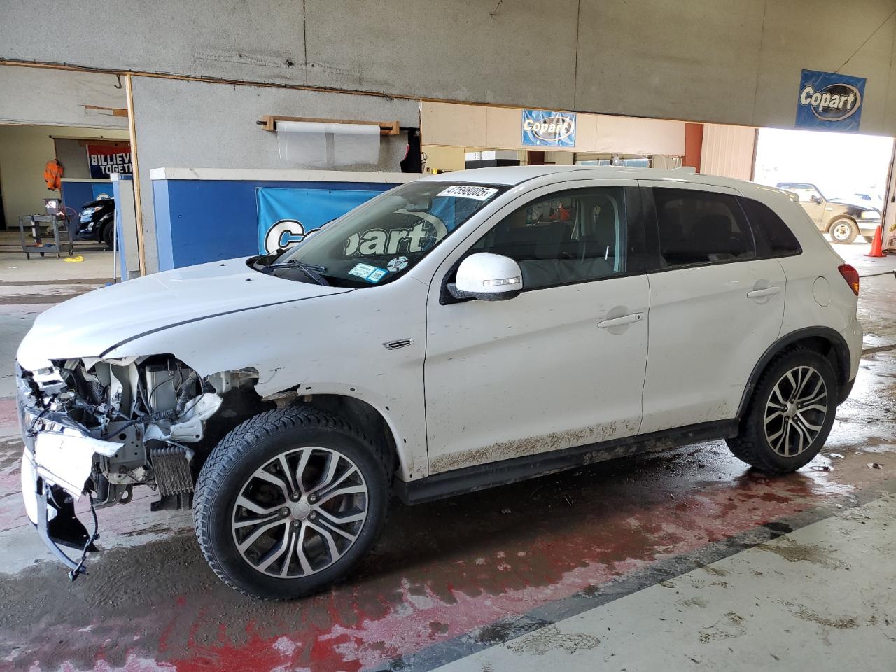 MITSUBISHI OUTLANDER 2018