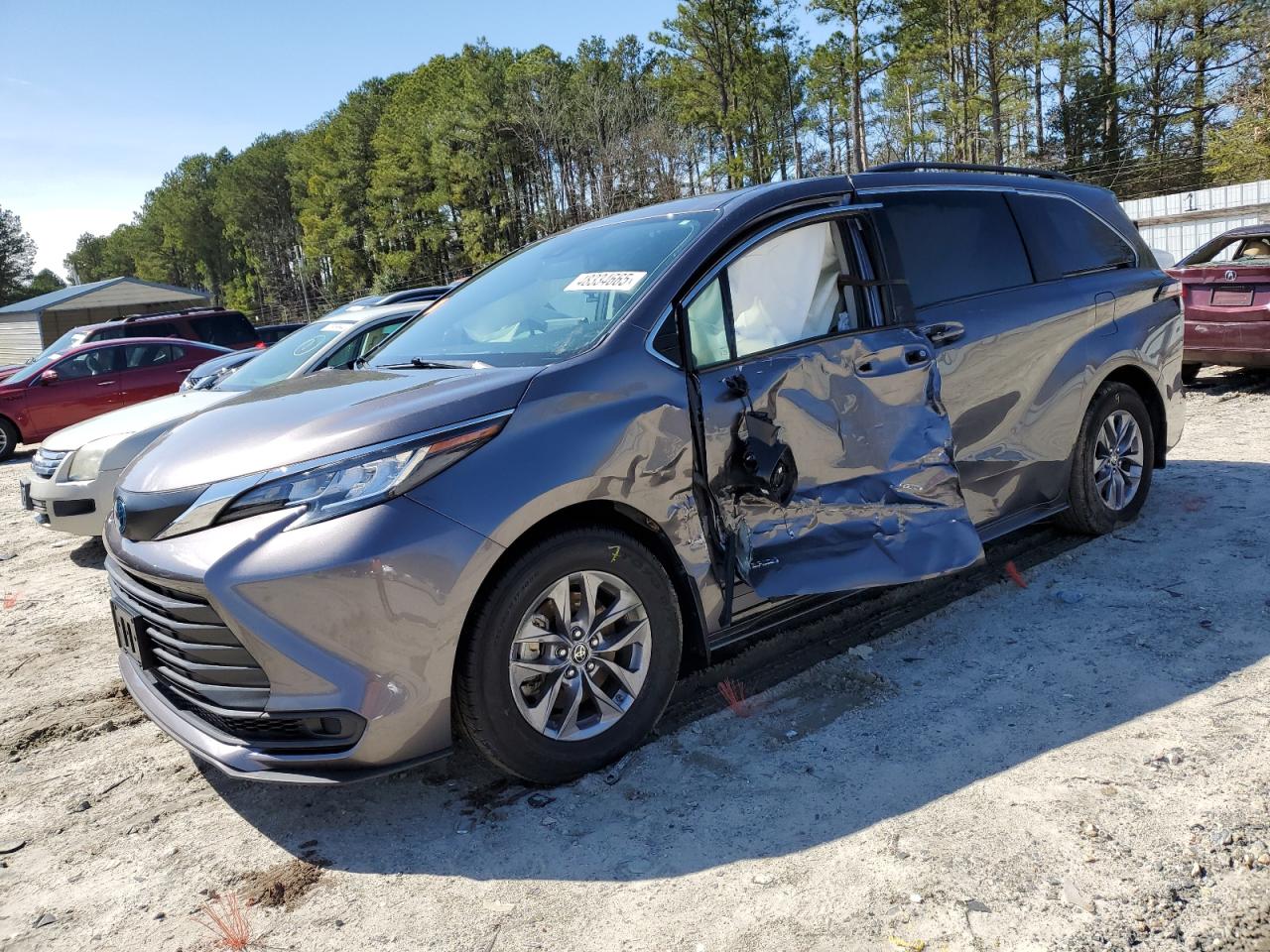 TOYOTA SIENNA LE 2021