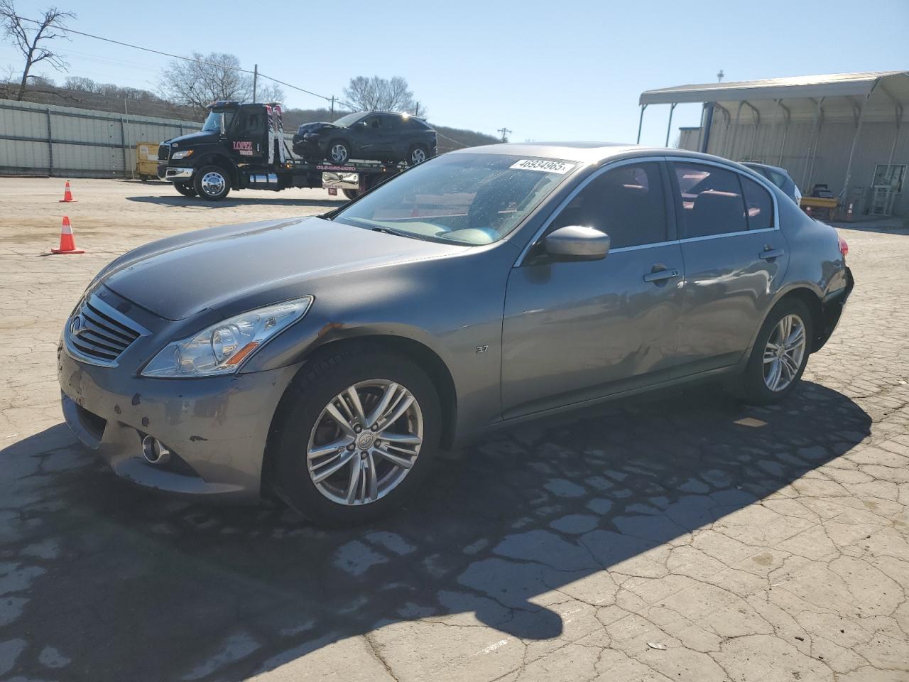INFINITI Q40 2015