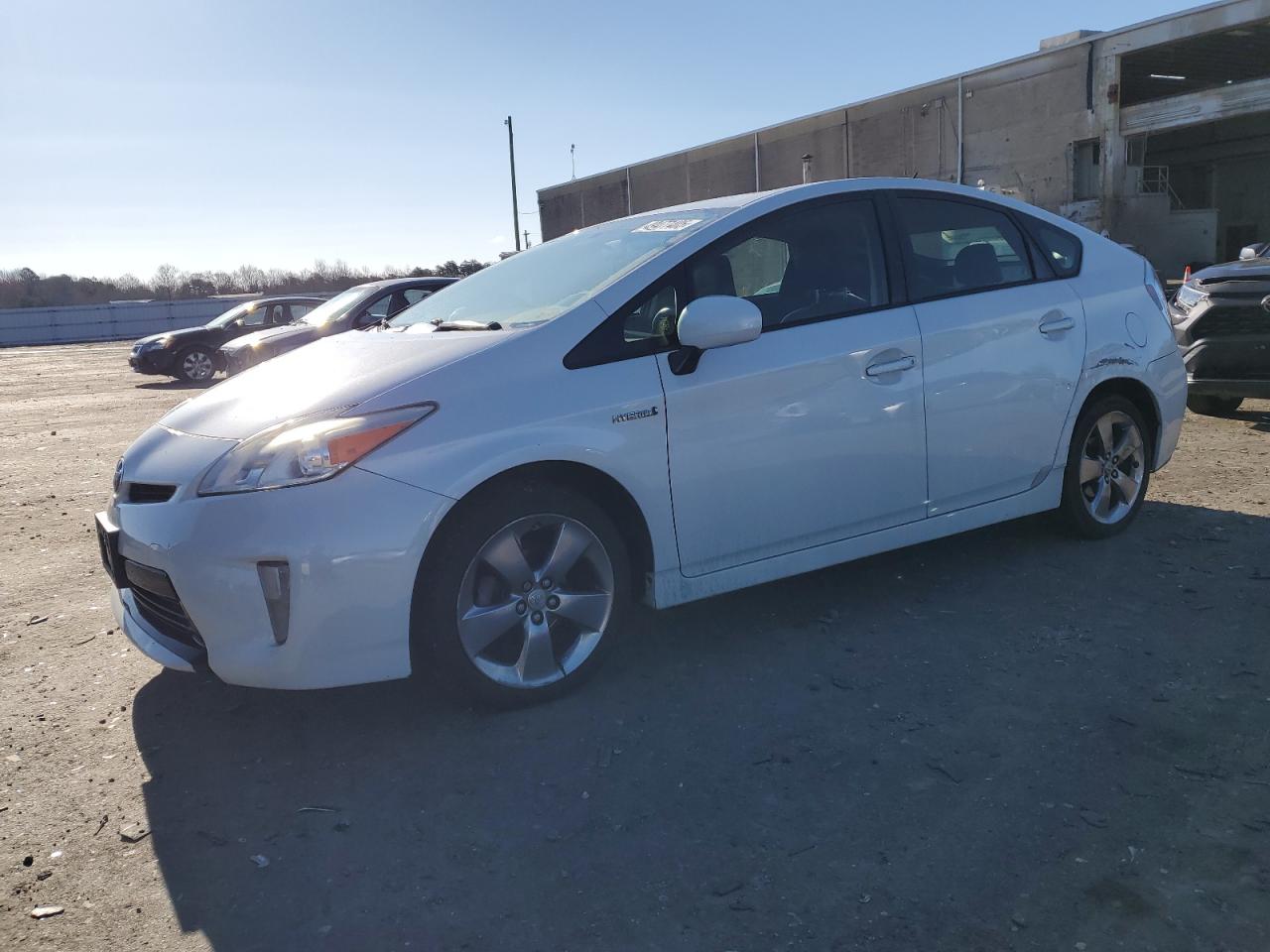 TOYOTA PRIUS 2013