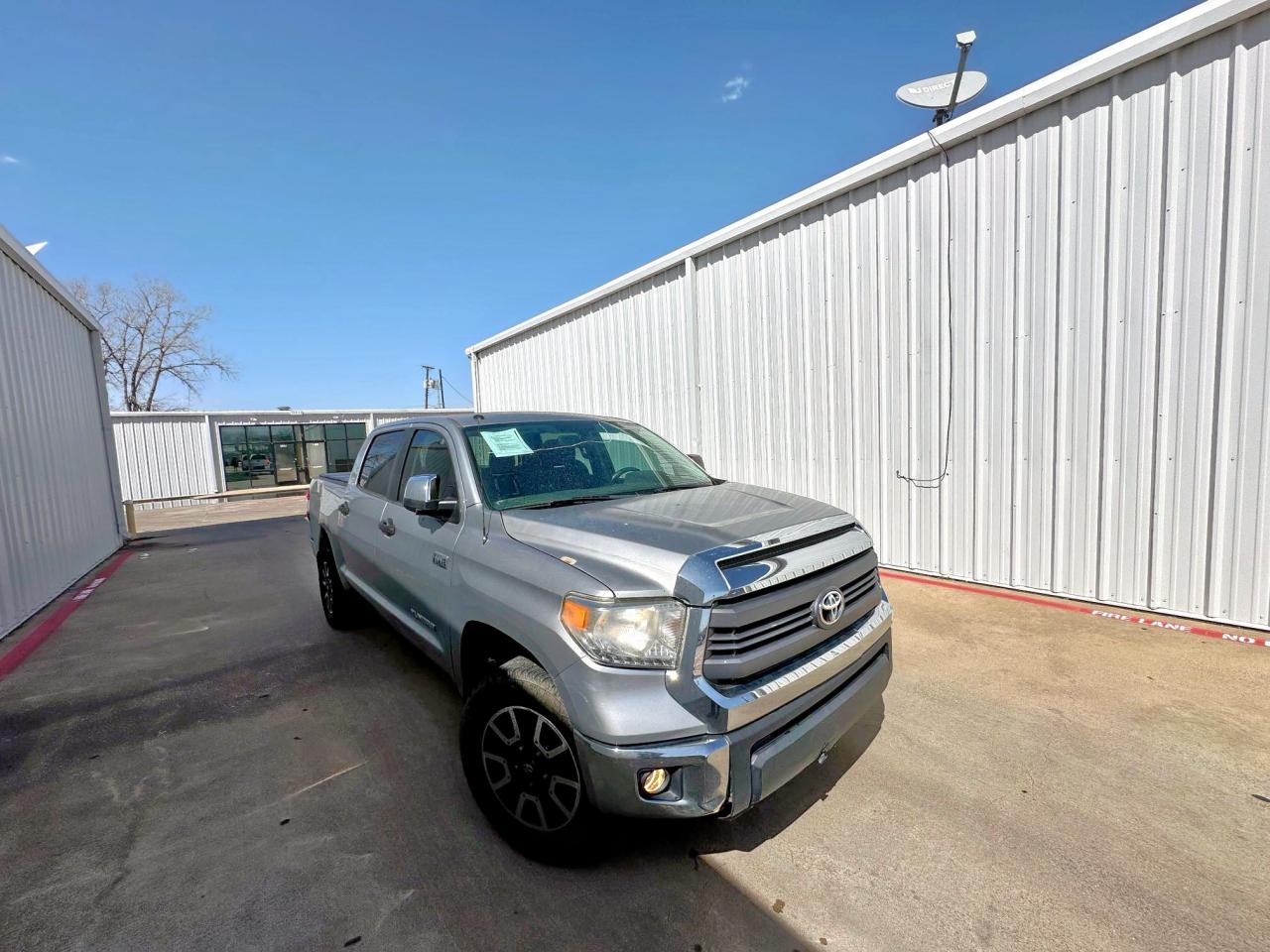 TOYOTA TUNDRA CRE 2014