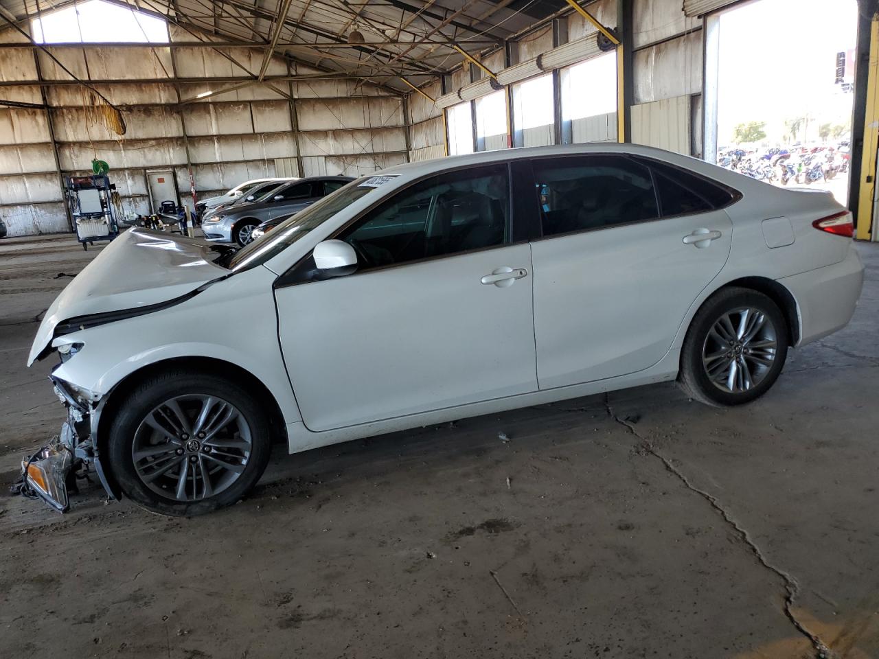 TOYOTA CAMRY LE 2015