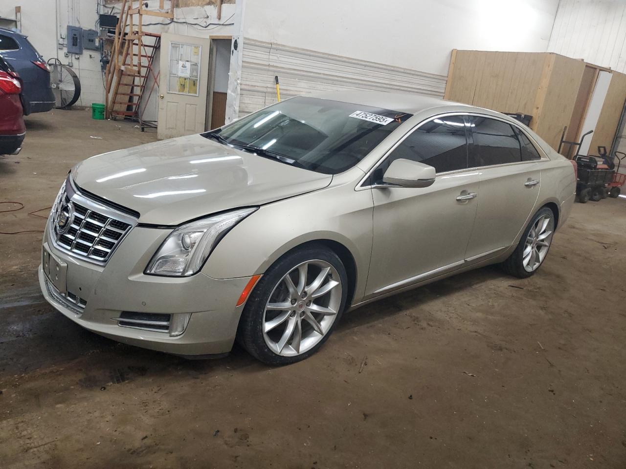 CADILLAC XTS LUXURY 2013