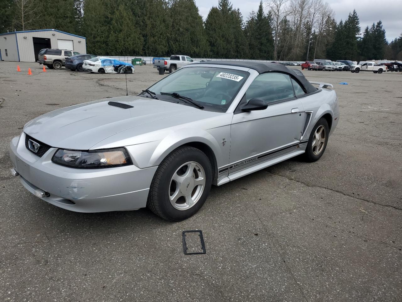 FORD MUSTANG 2001
